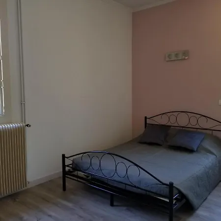 Maison Agreable Pres Des Vignes Et De La Riviere *